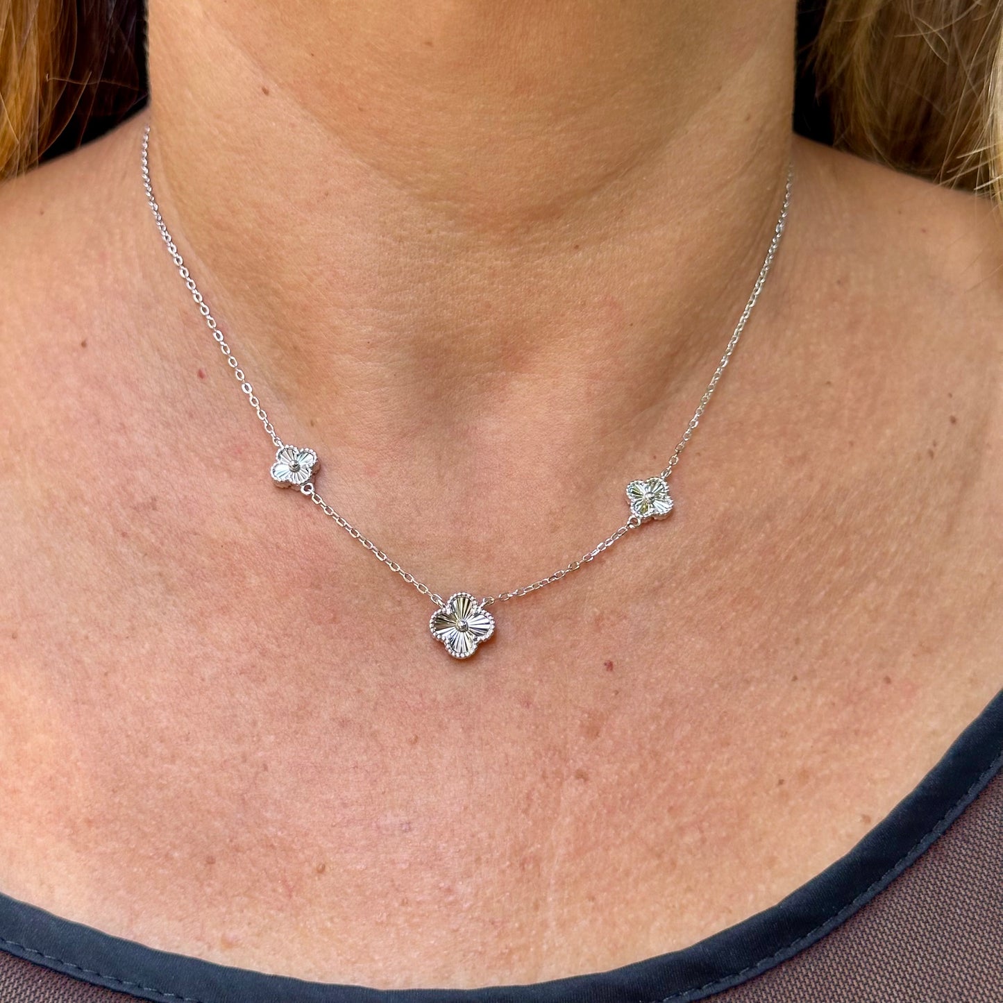 Three Flowers Necklace in Sterling Silver 925