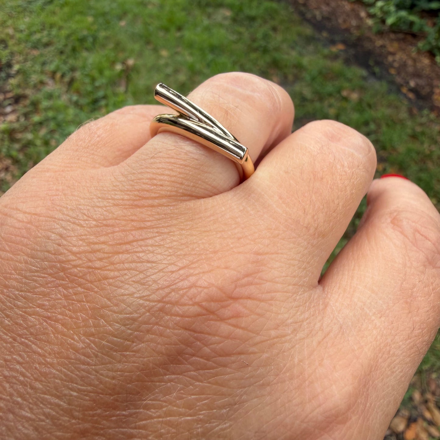 Loop Ring in 18K Gold Plated