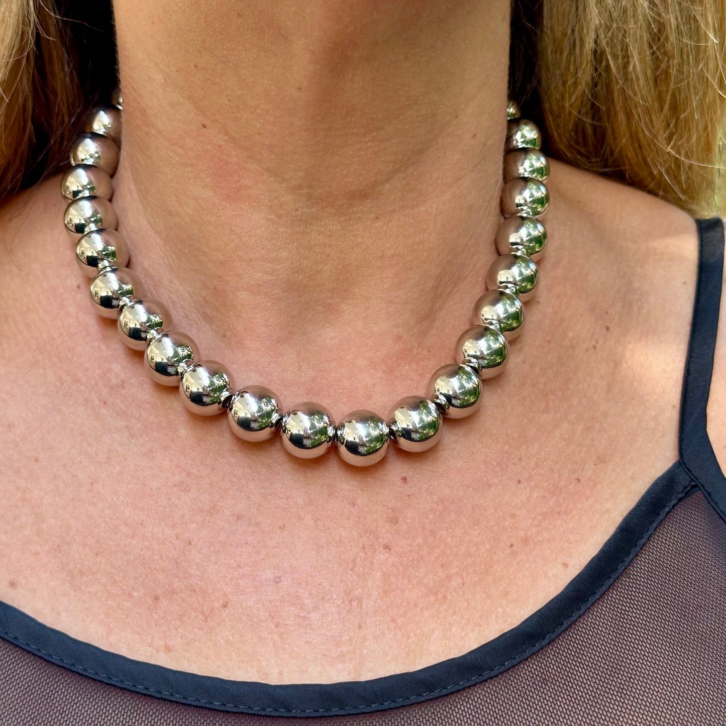 Sphere Necklace in 18K Gold Plated