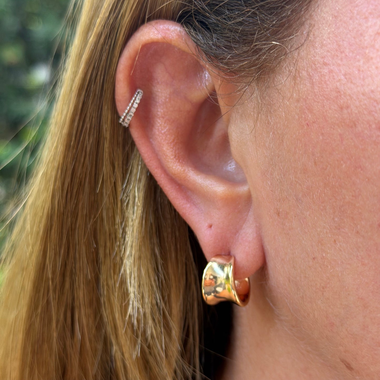 Flat Earrings in 18K Gold Plated