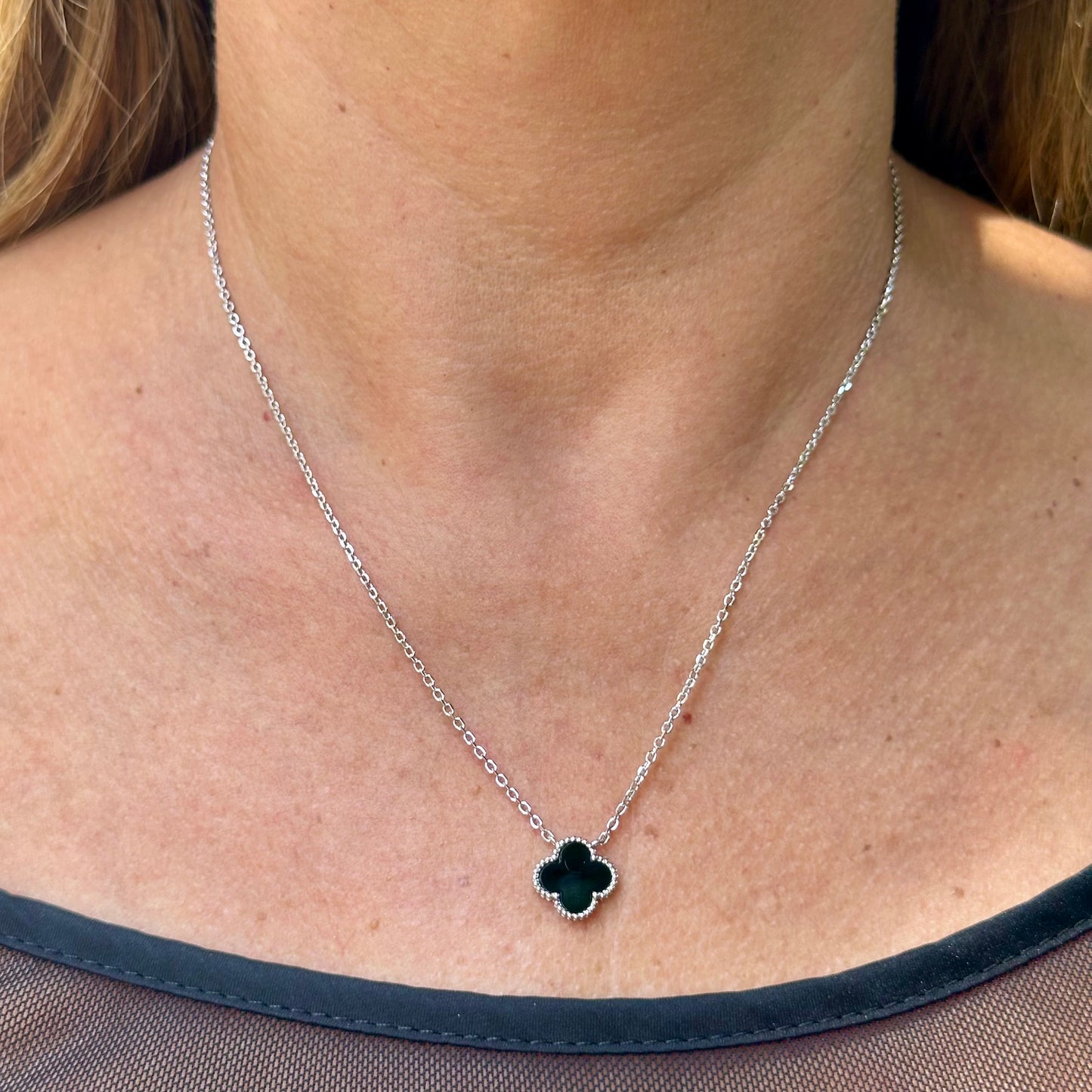 Flower Necklace in Sterling Silver 925