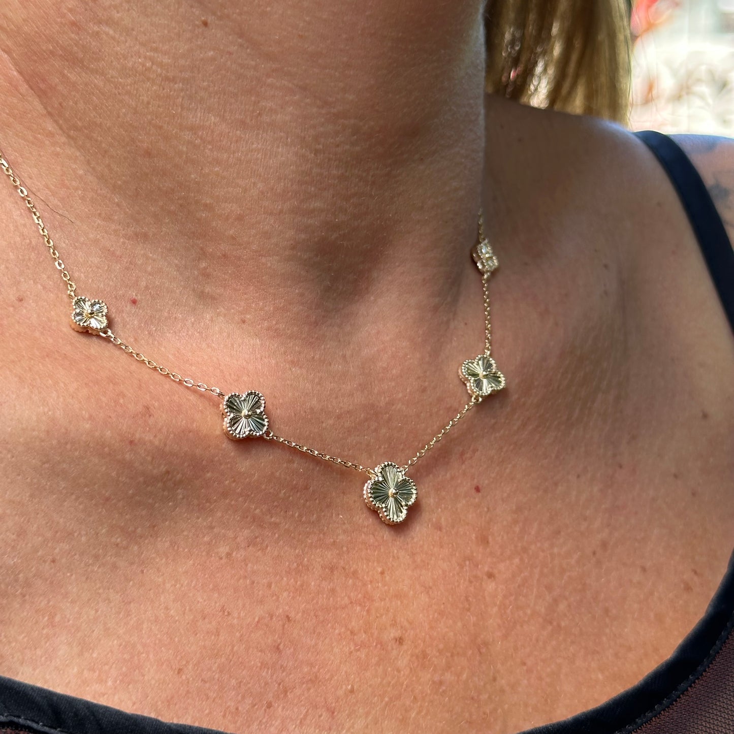 Five Flowers Necklace in Sterling Silver 925
