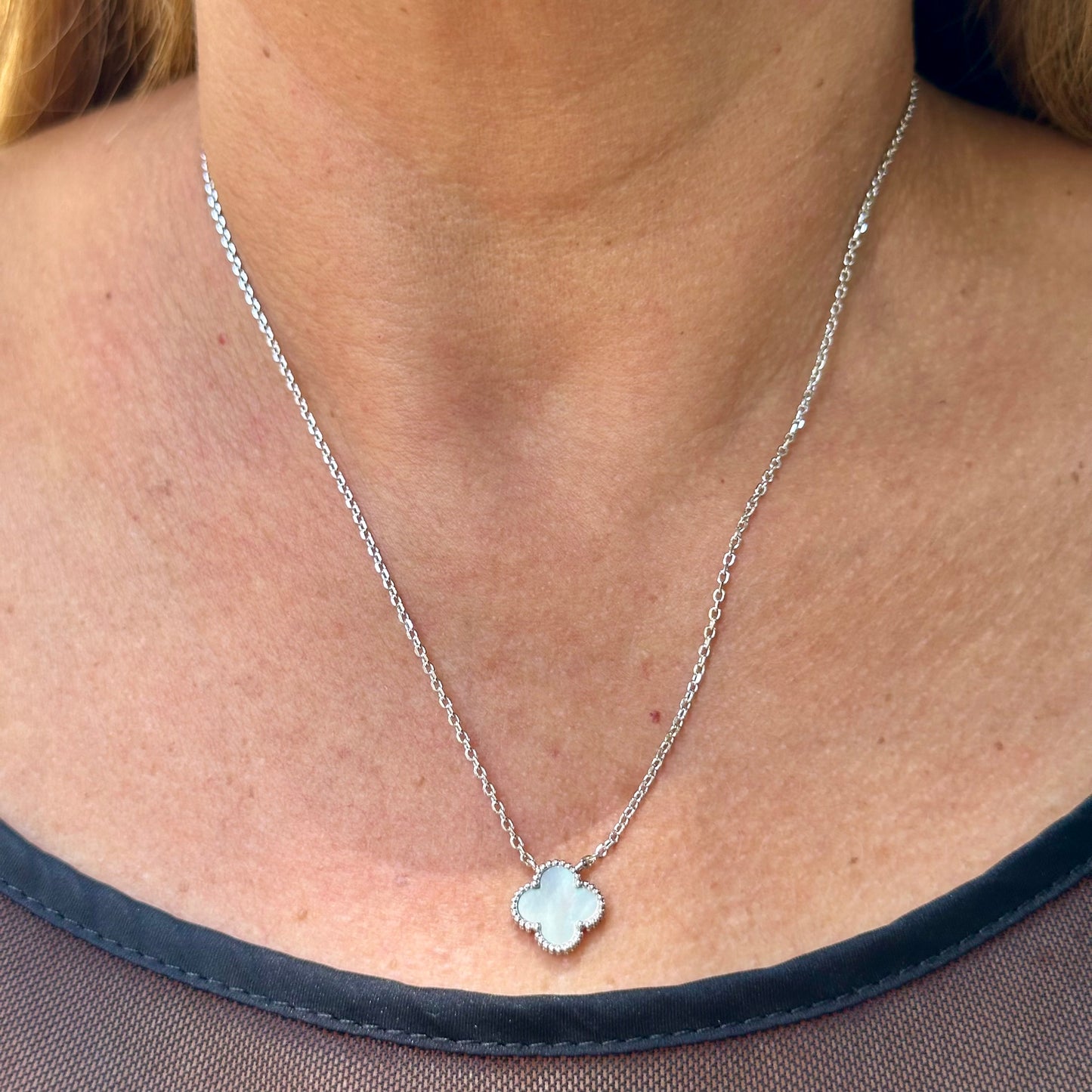 Flower Necklace in Sterling Silver 925