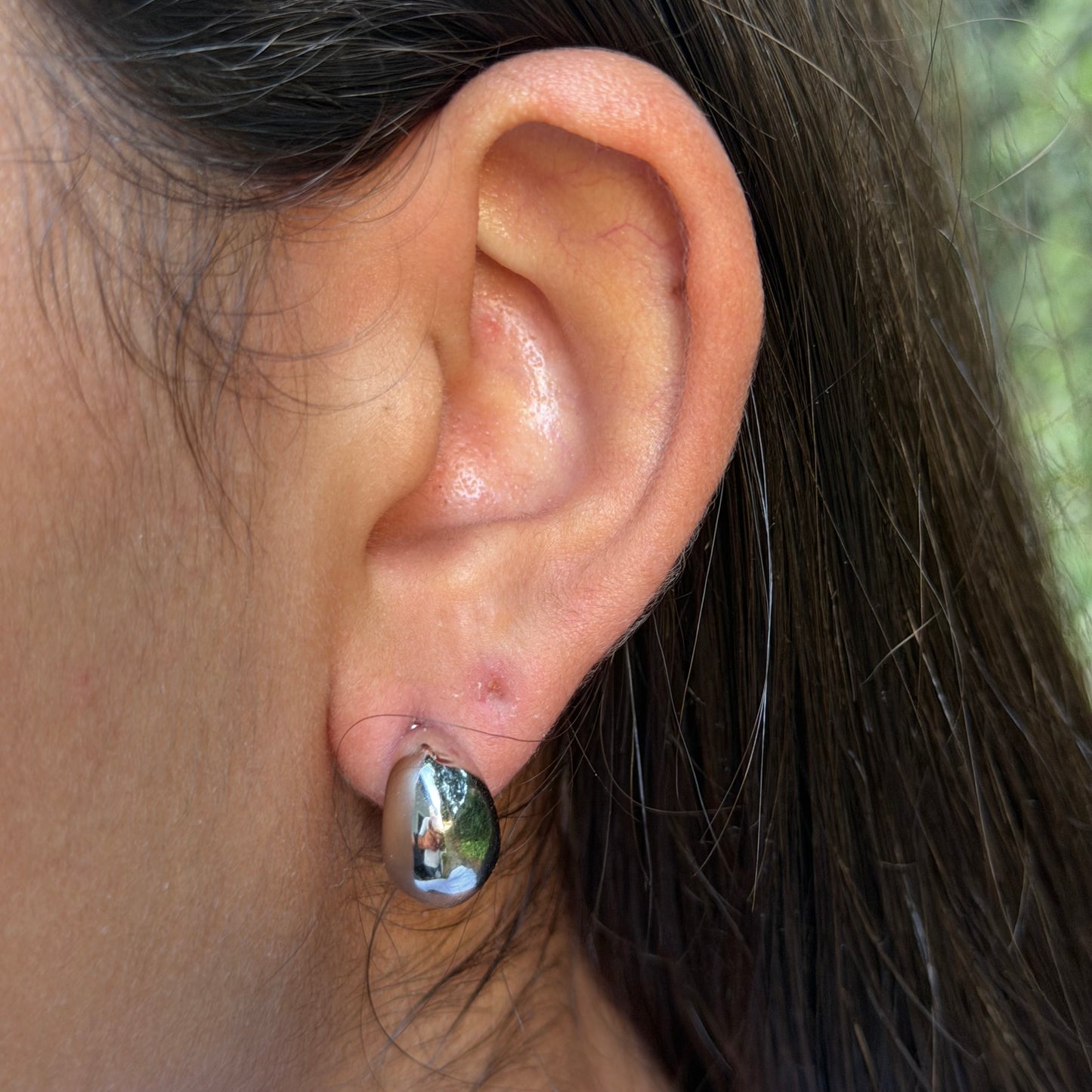 Mini Hook Earrings in 18K Gold Plated