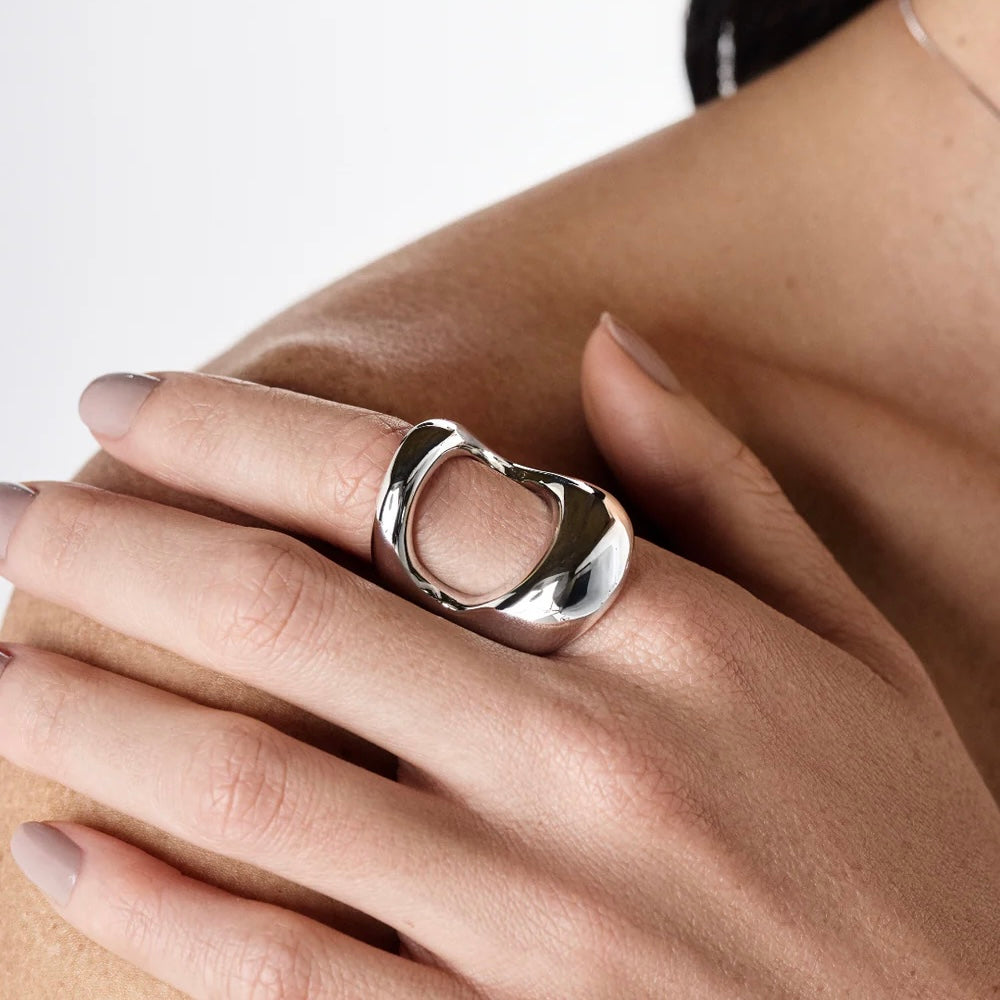 Adjustable Savia Ring in 18K Gold Plated by Anna Prata