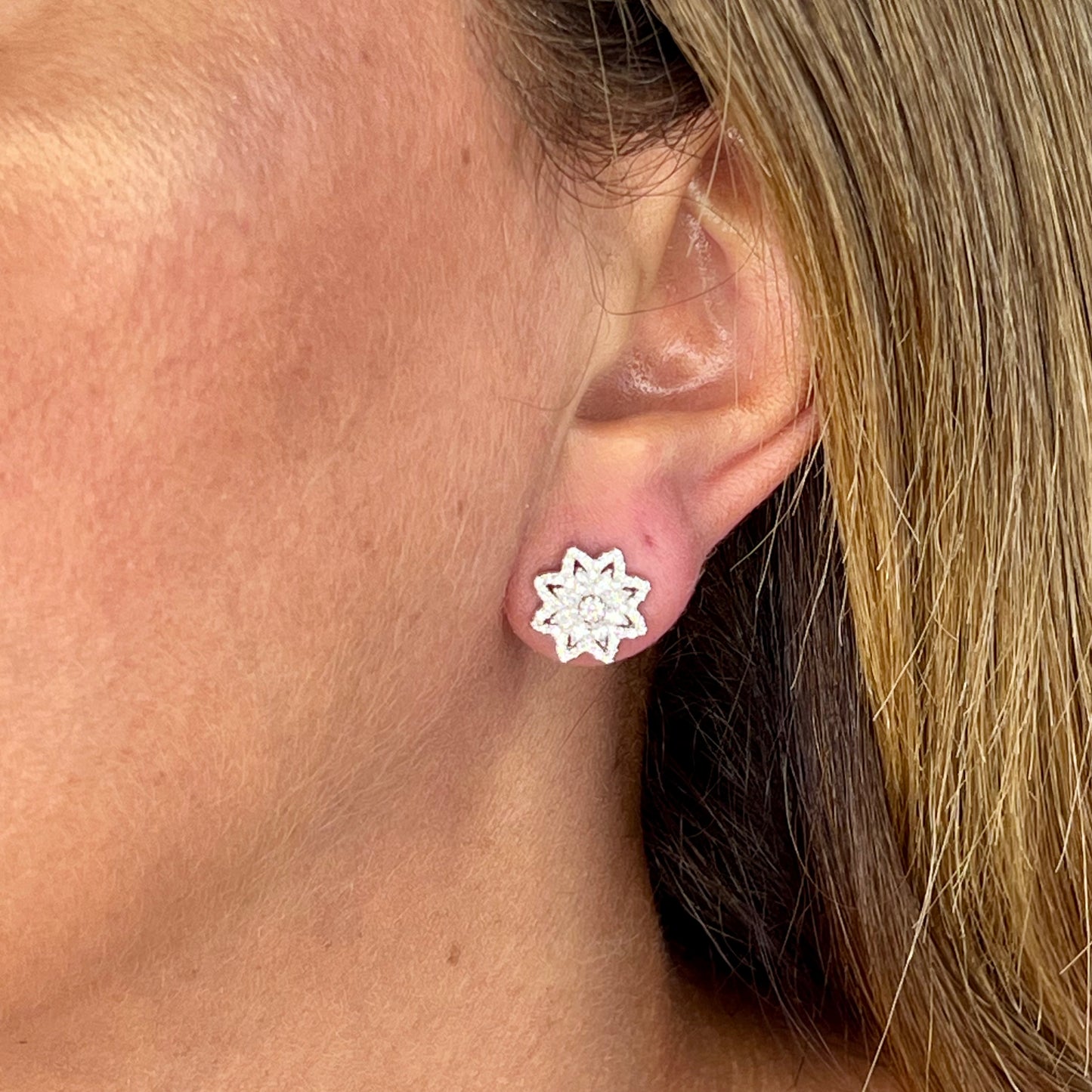 Flower Earrings in Sterling Silver 925