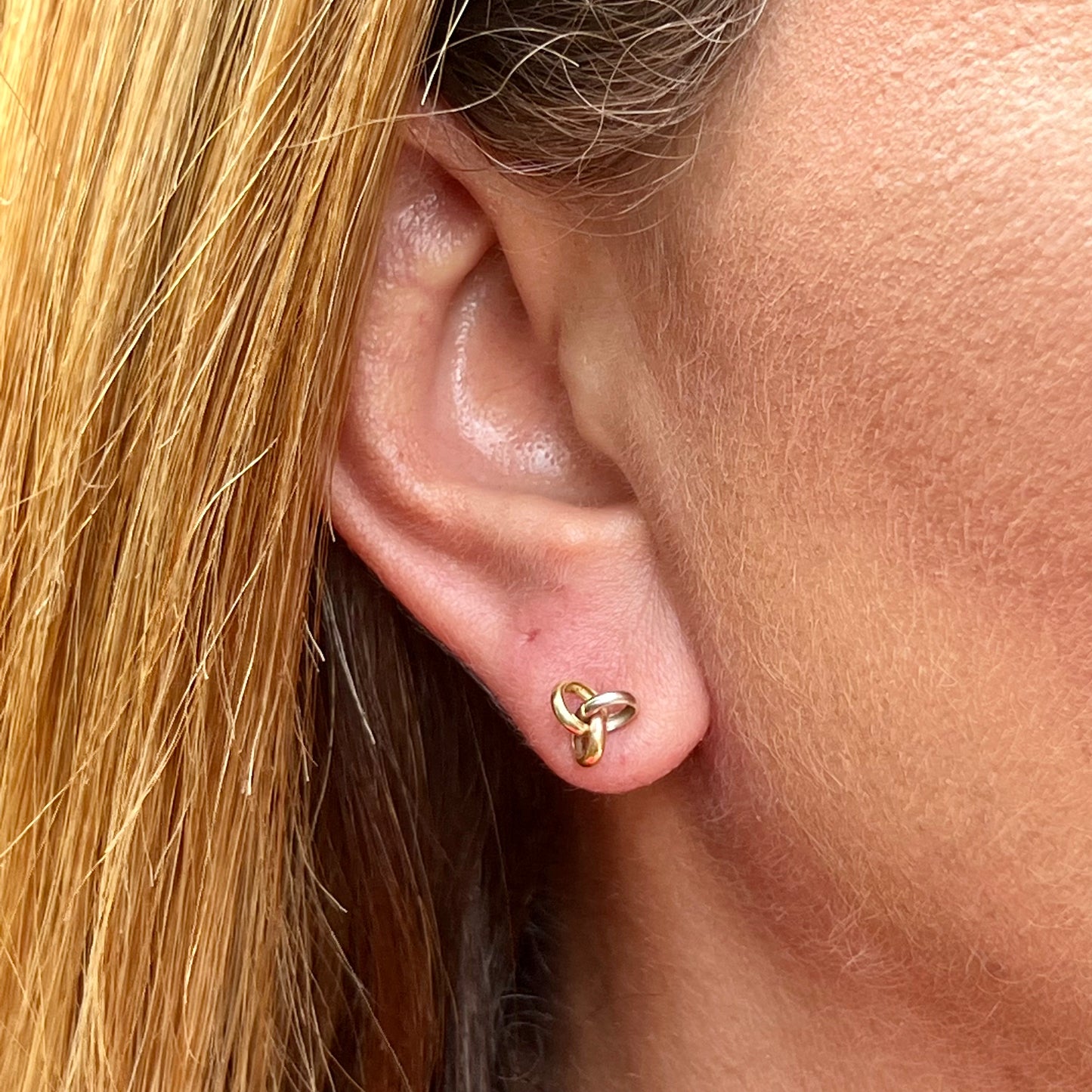 Wicker Earrings in 18K Gold