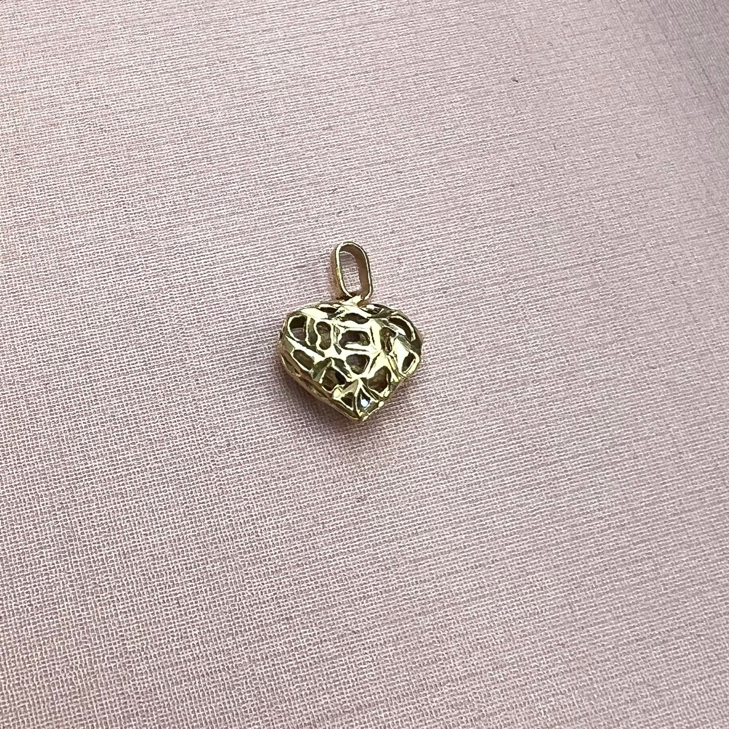 Heart Pendant in 18K Gold