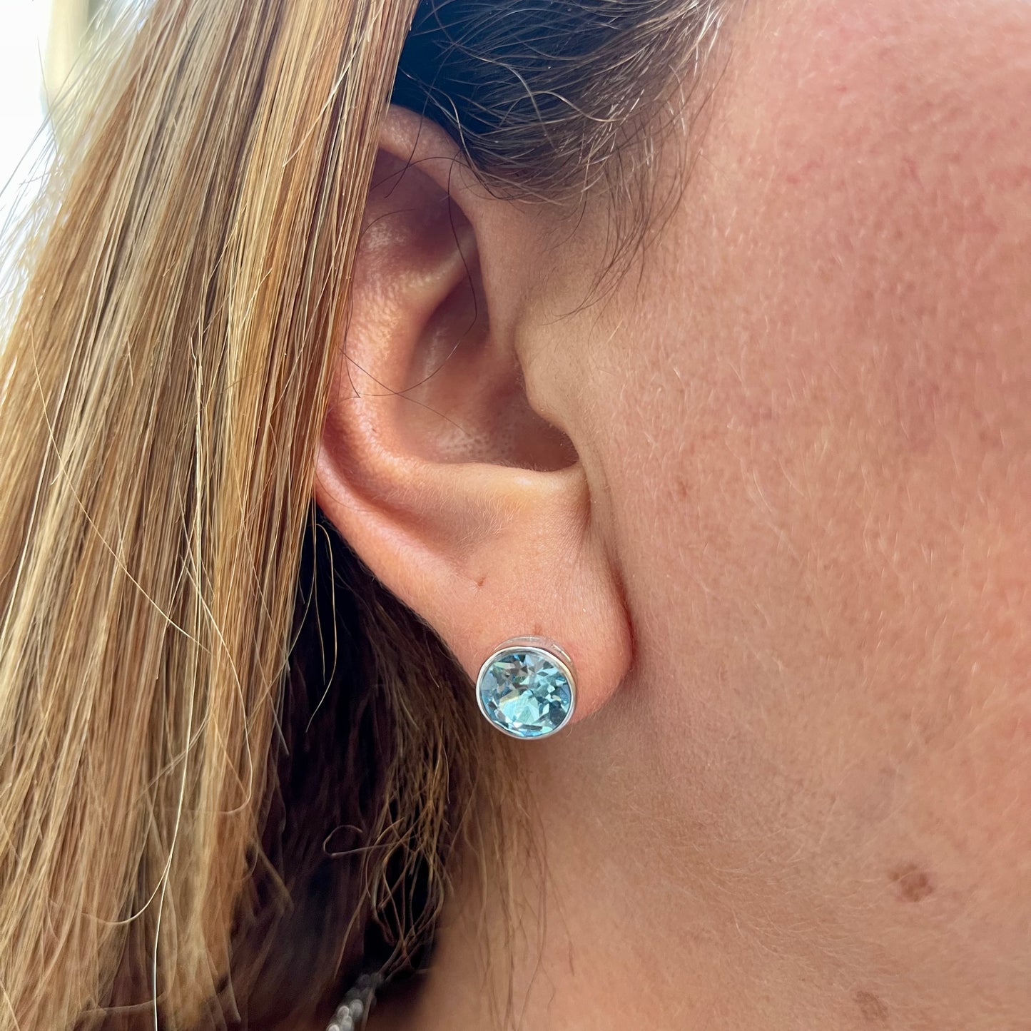 Blue Light Spot Earrings in Sterling Silver 925