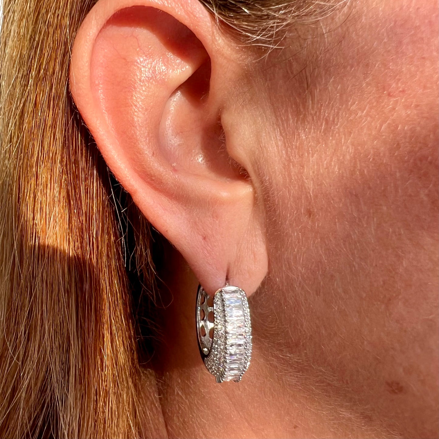 Zirconias Earrings in 18K White Gold Plated