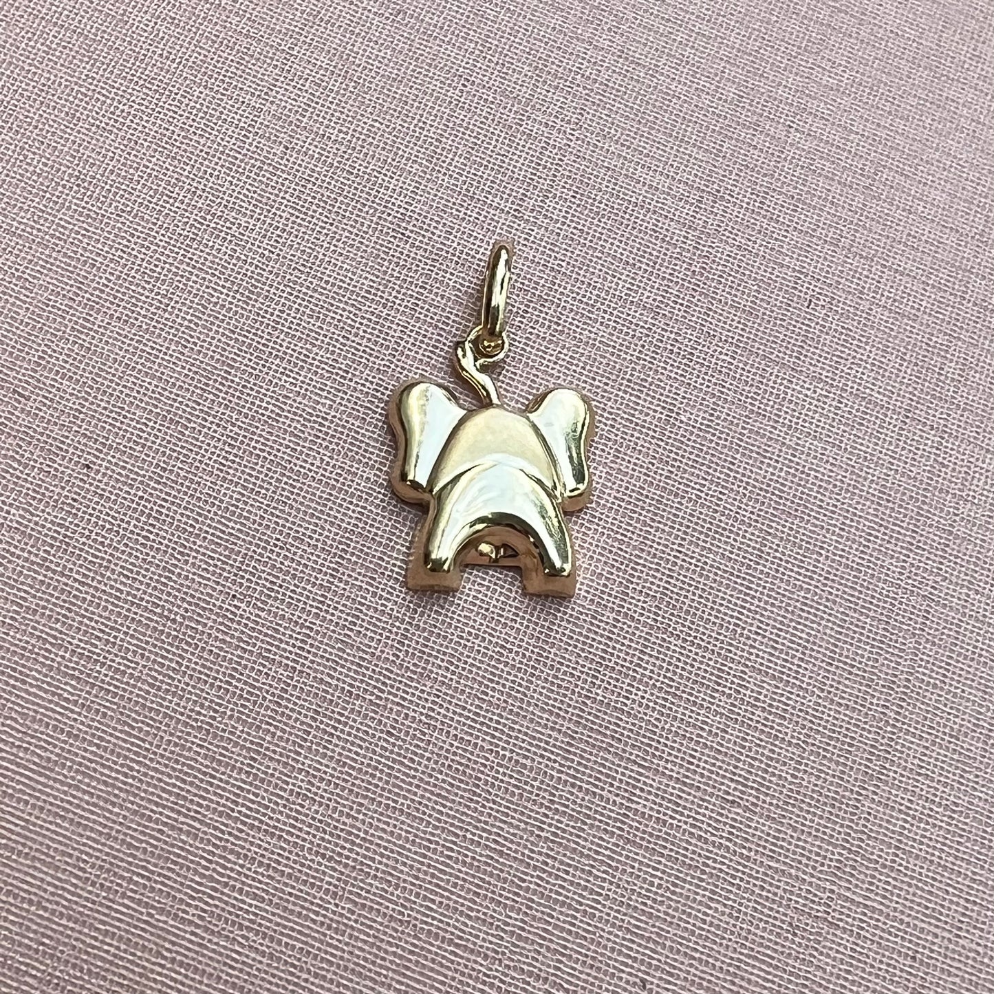 Elephant Pendant in 18K Gold