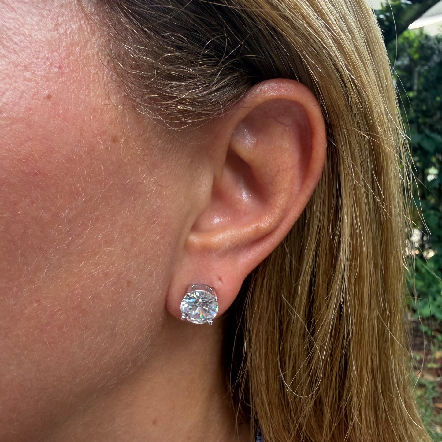 Light Spot Earrings in 18K Gold Plated