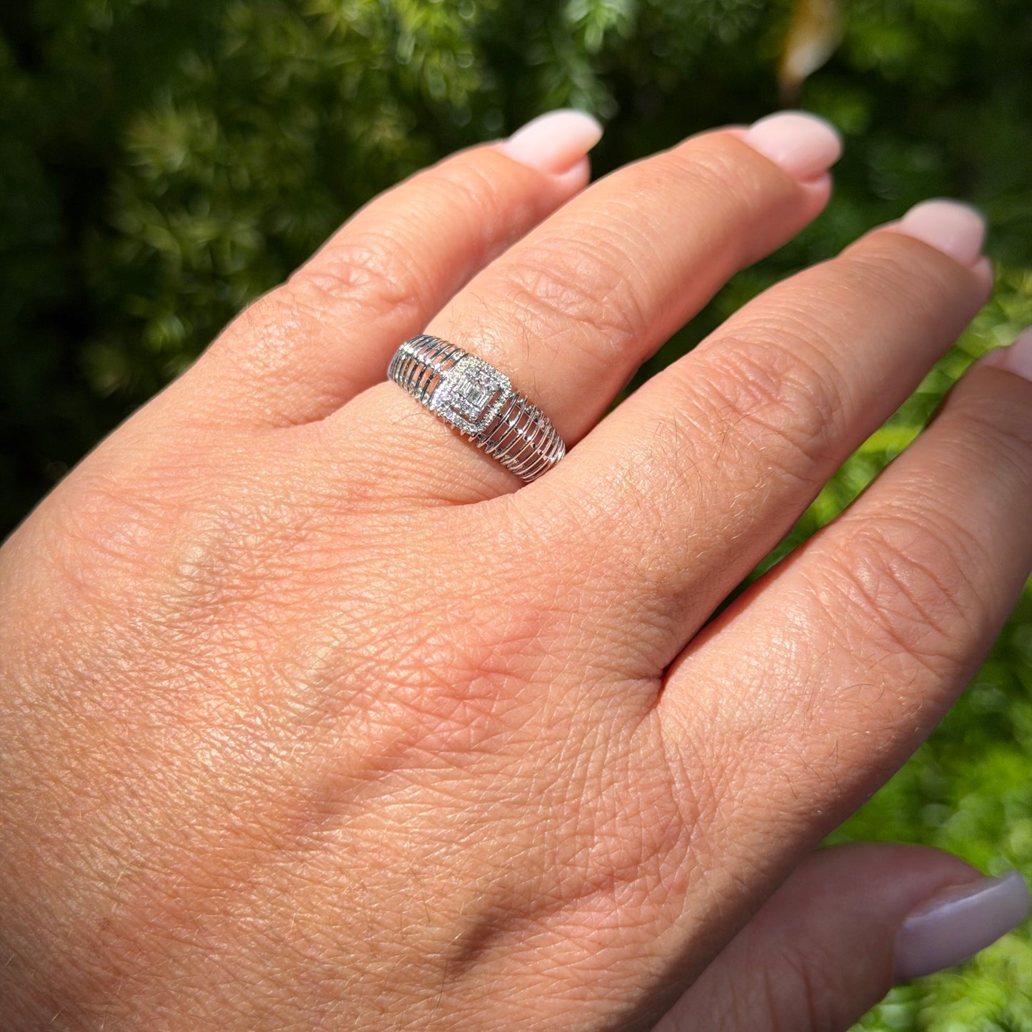 Najran Ring in 18K White Gold