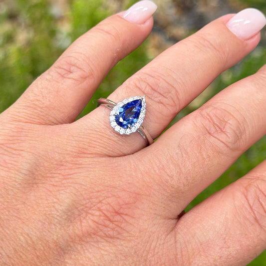 Drop Tanzanite Ring in Sterling Silver 925