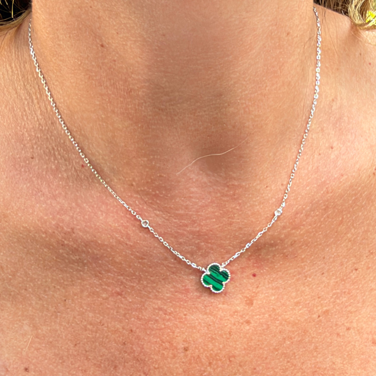 One Flower Necklace in Sterling Silver 925
