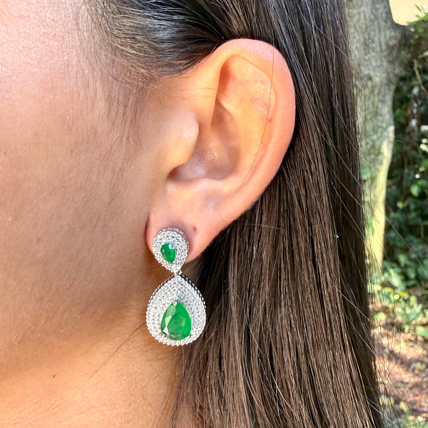 Drop Earrings in 18K White Gold Plated