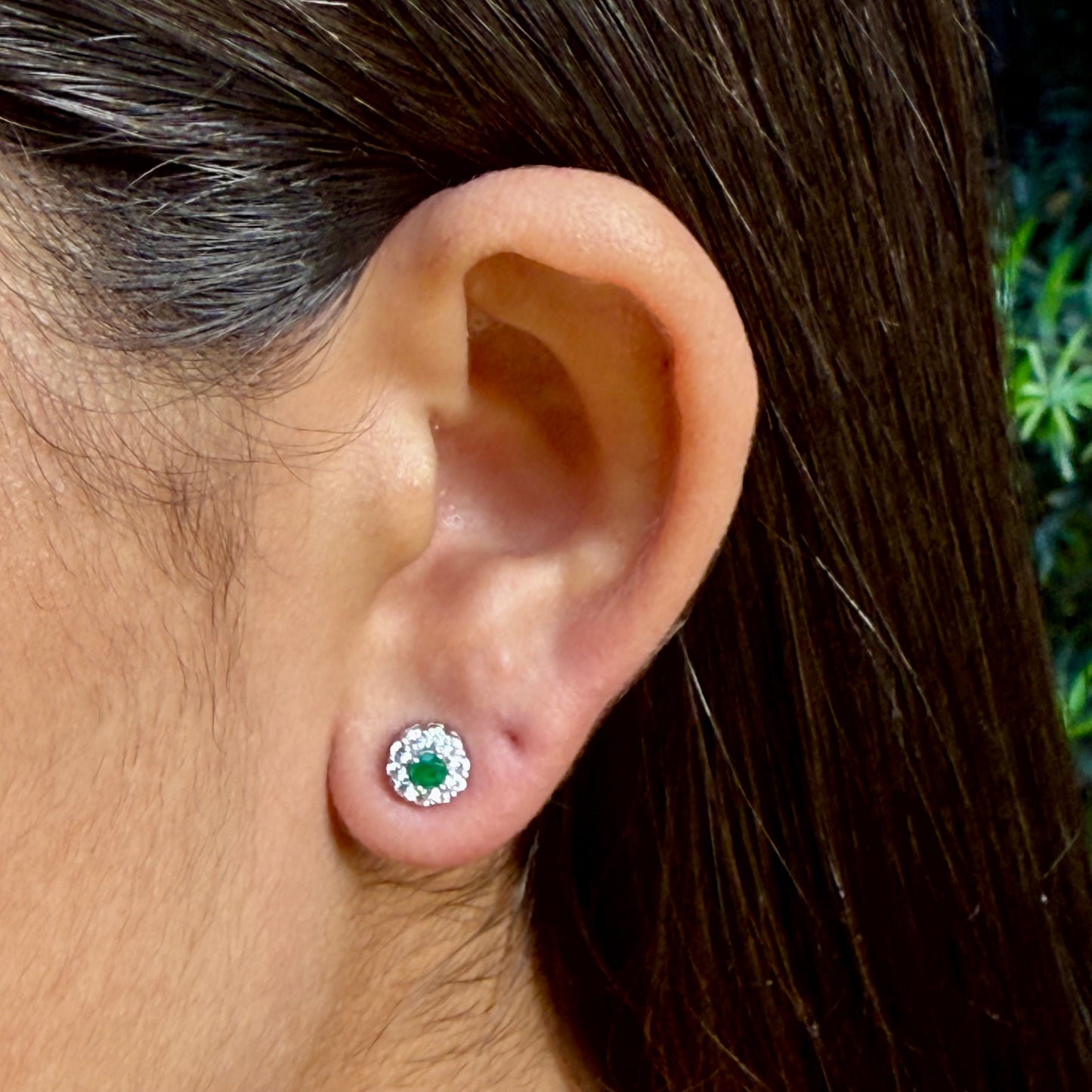 Light Spot Earrings in 18K White Gold Plated