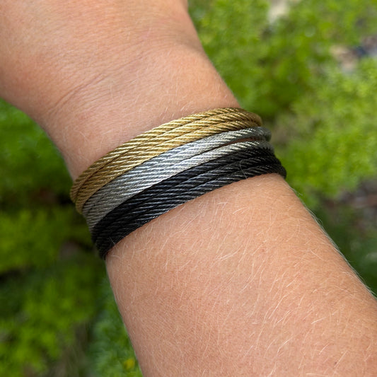 Wire Bracelet in Stainless Steel 316L