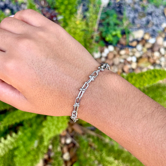 Chain Link Bracelet in 18K White Gold Plated