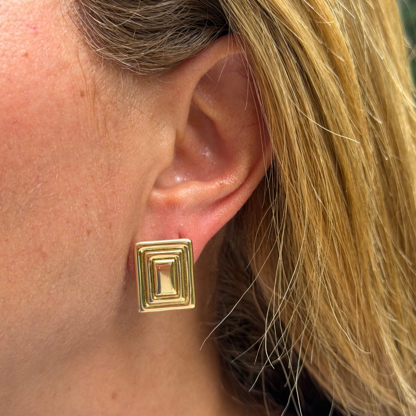 Square Earrings in 18K Gold Plated