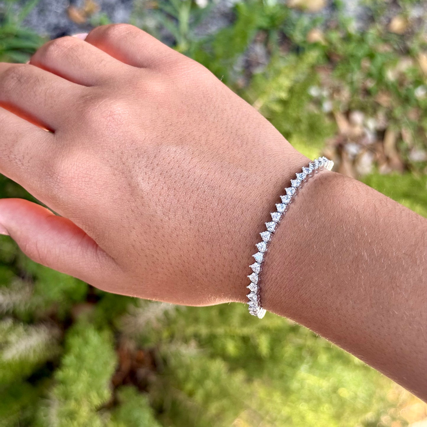 Three Points Tennis Bracelet in 18K White Gold Plated