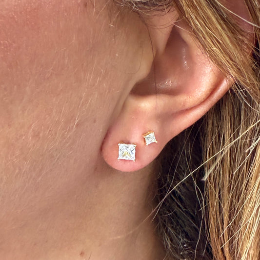 Square Light Spot Earrings in Sterling Silver 925