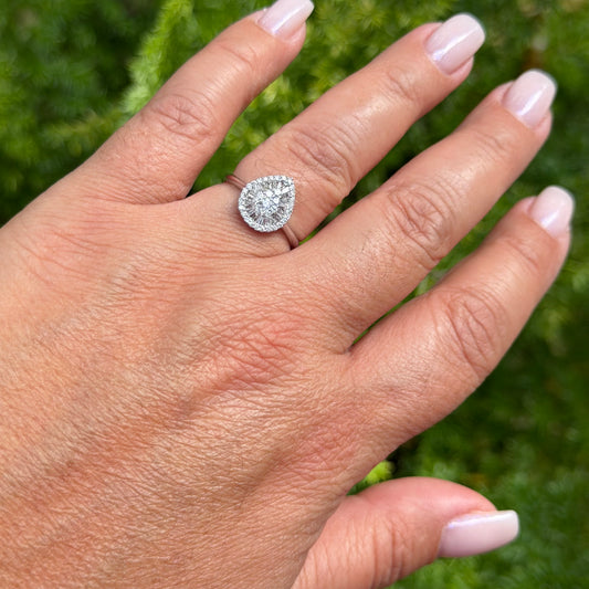 Azzan Drop Ring in 18K White Gold