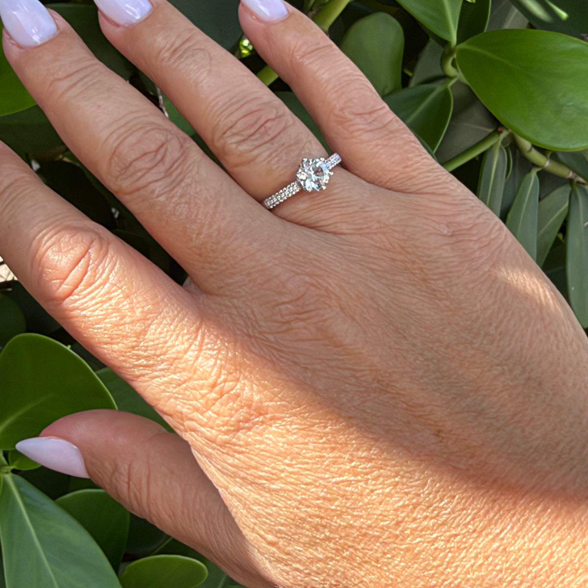 Solitaire Ring in Sterling Silver 925