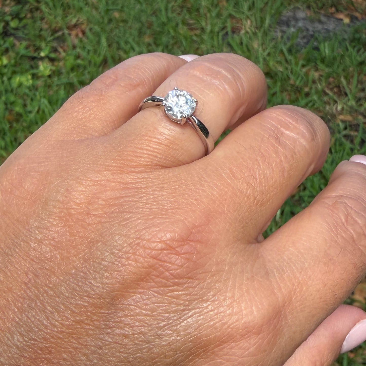 Moissanite Round Ring in Sterling Silver 925