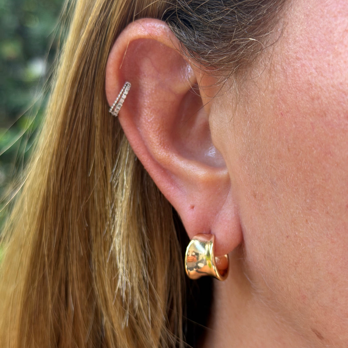 Flat Earrings in 18K Gold Plated