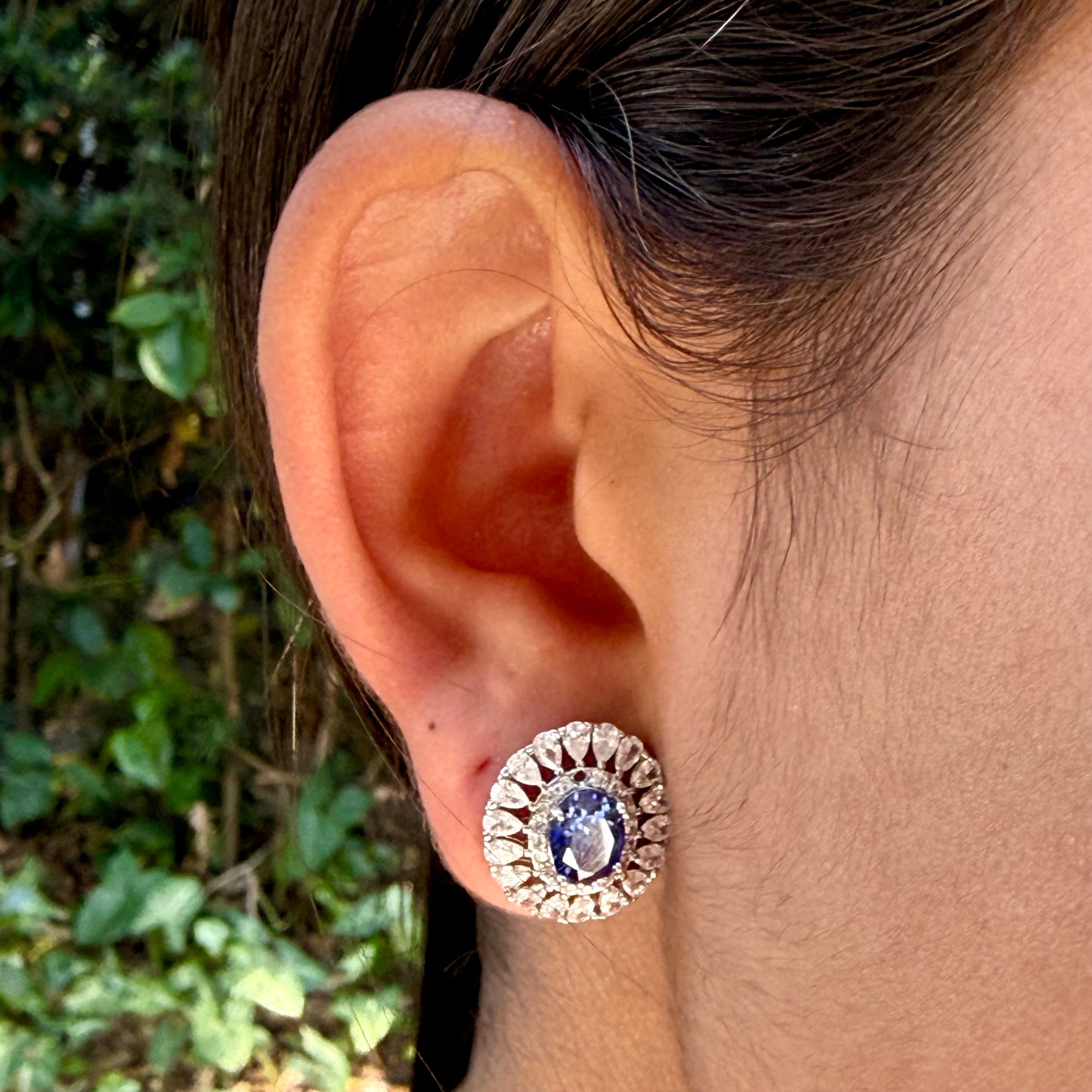 Poggio Earrings in 18K White Gold Plated