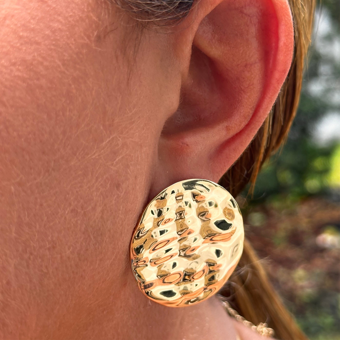 Shield Earrings in 18K Gold Plated