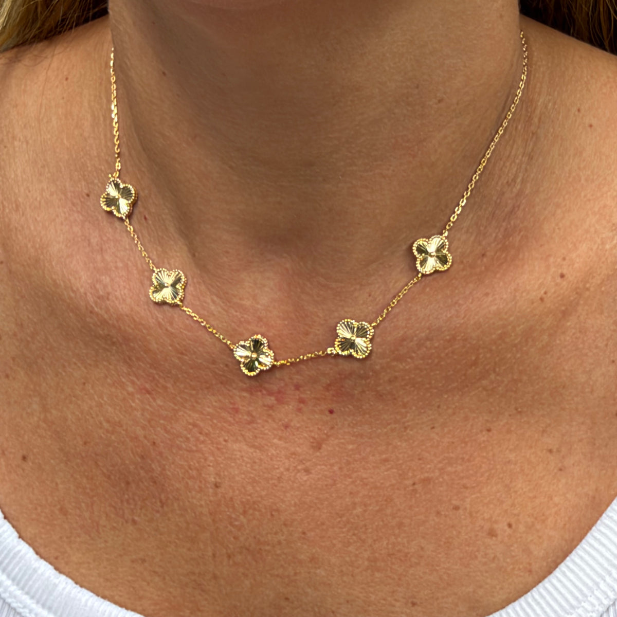 Five Flowers Necklace in Sterling Silver 925