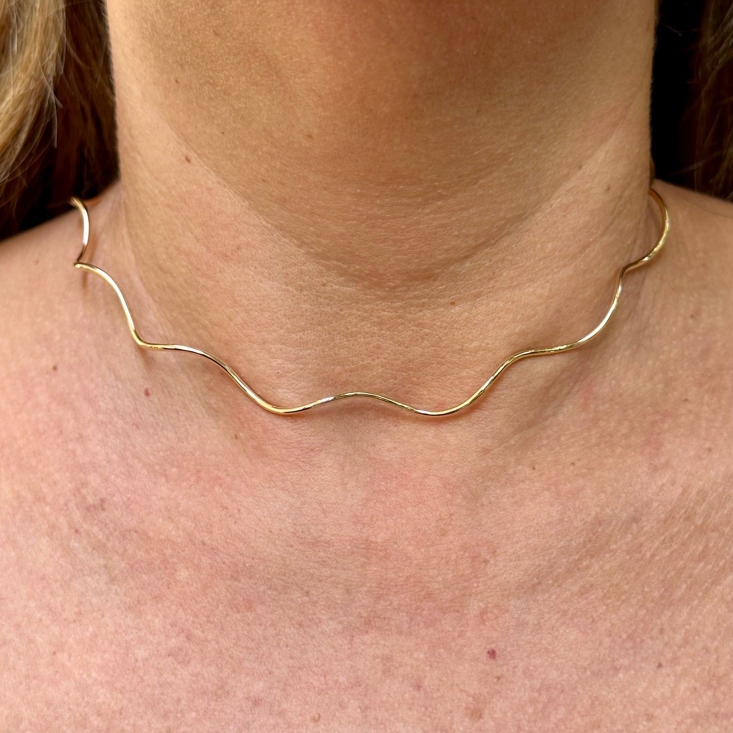 Wave Choker in 18K Gold Plated