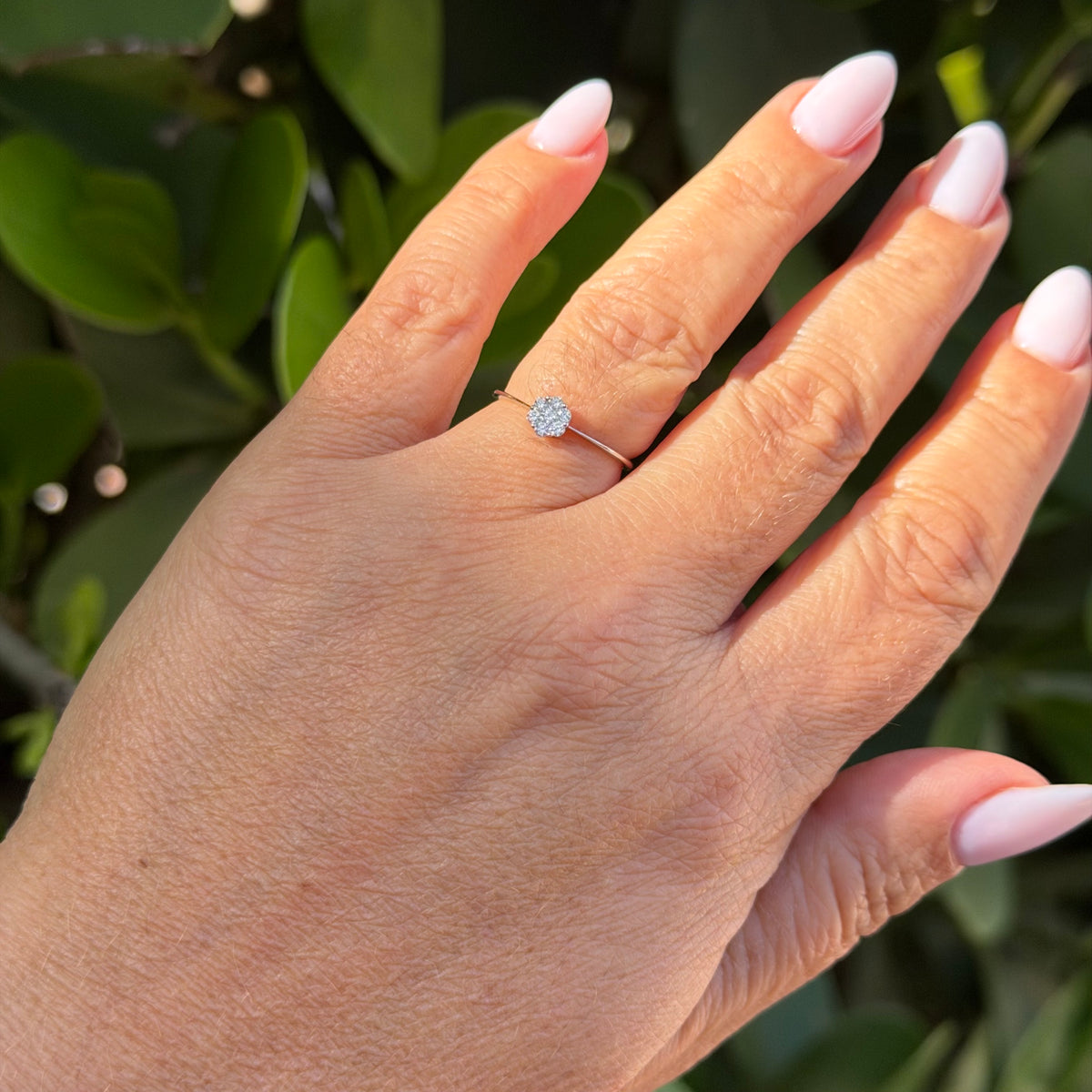 Light Spot Ring in 18K Gold
