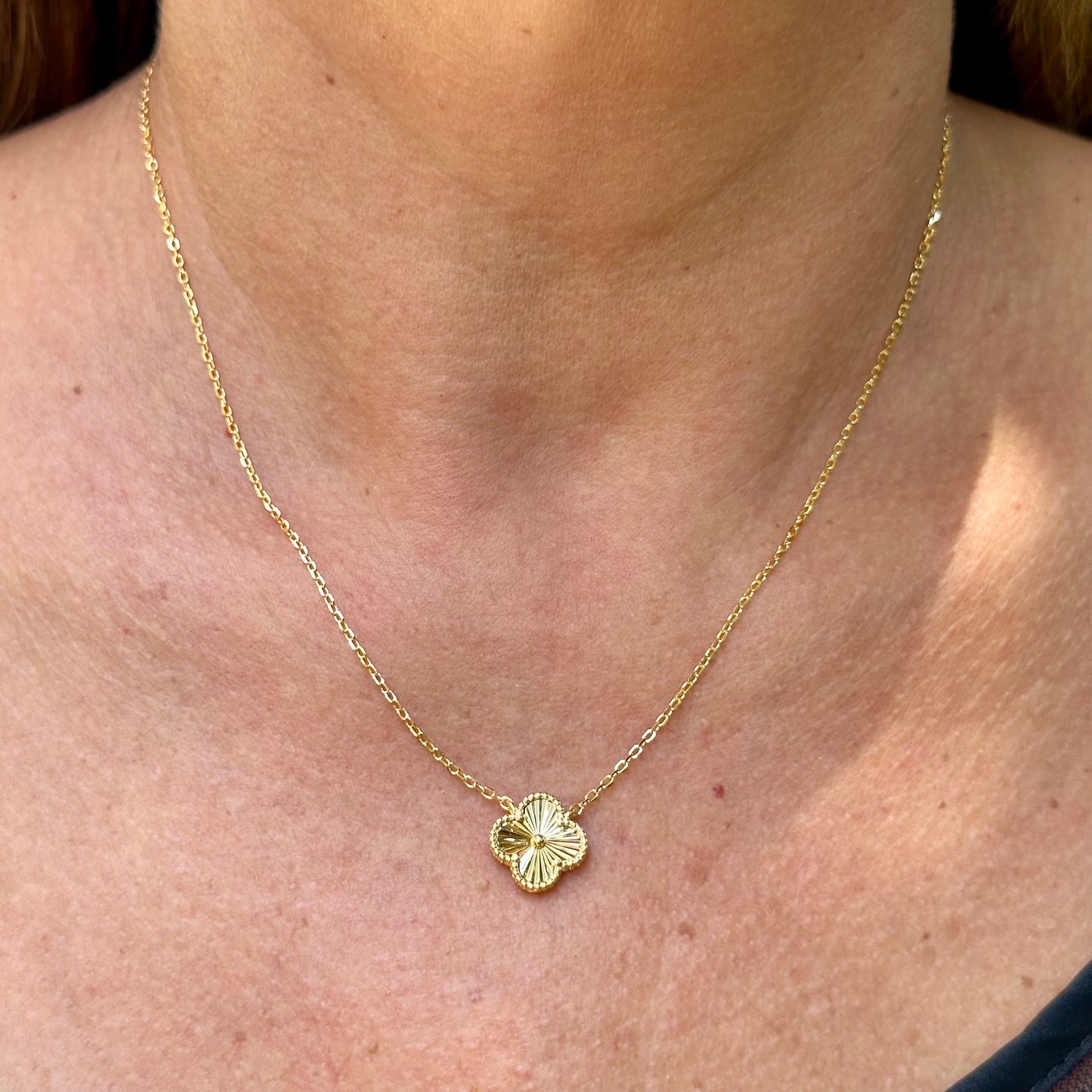Flower Necklace in Sterling Silver 925