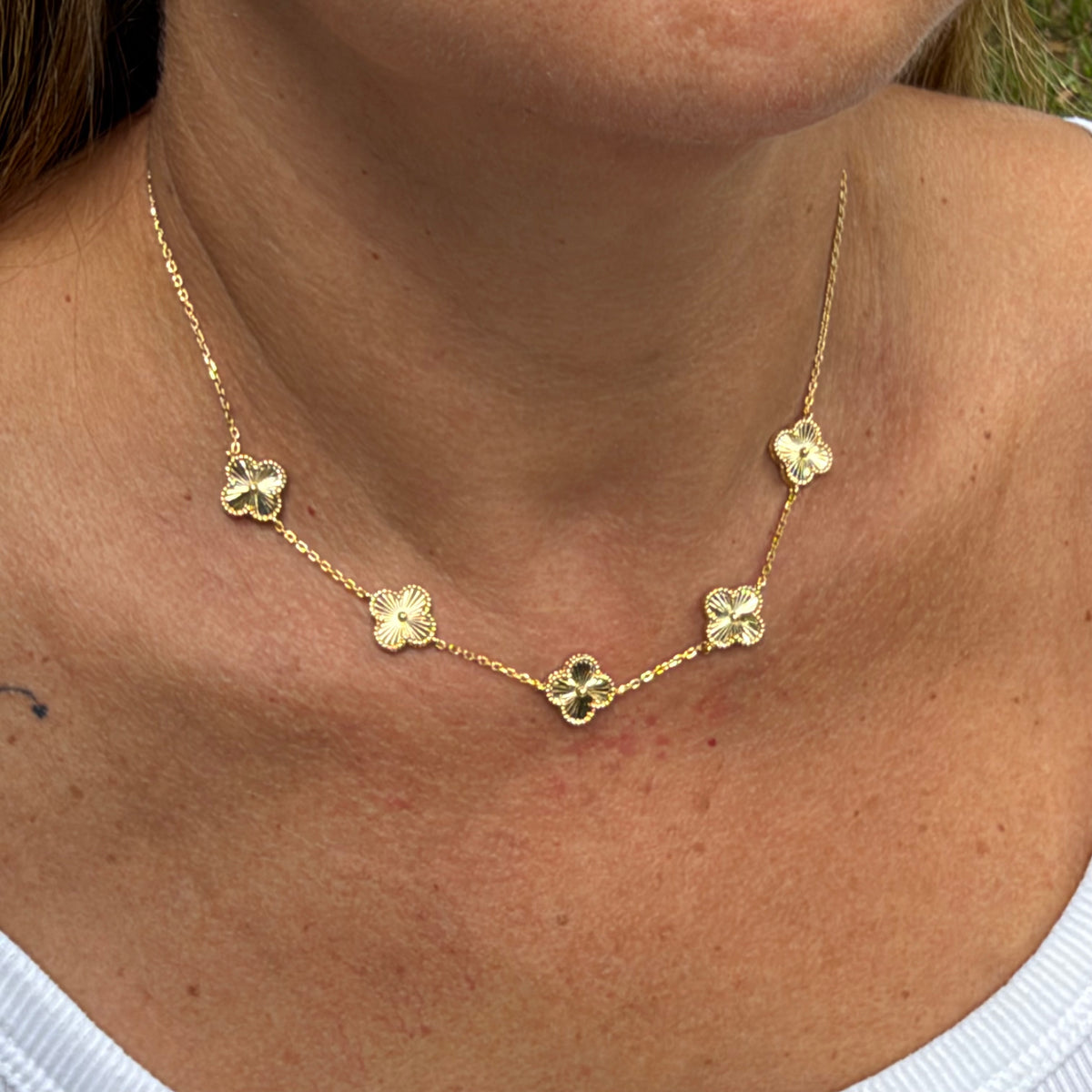 Five Flowers Necklace in Sterling Silver 925