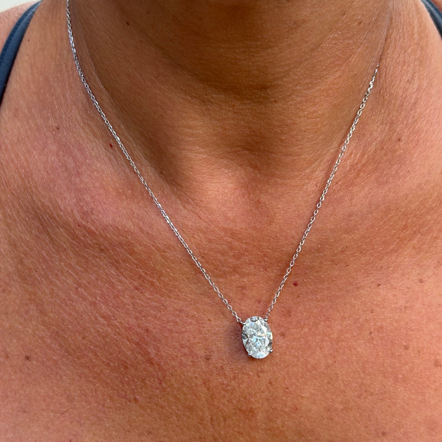 Moissanite Oval Necklace in Sterling Silver 925