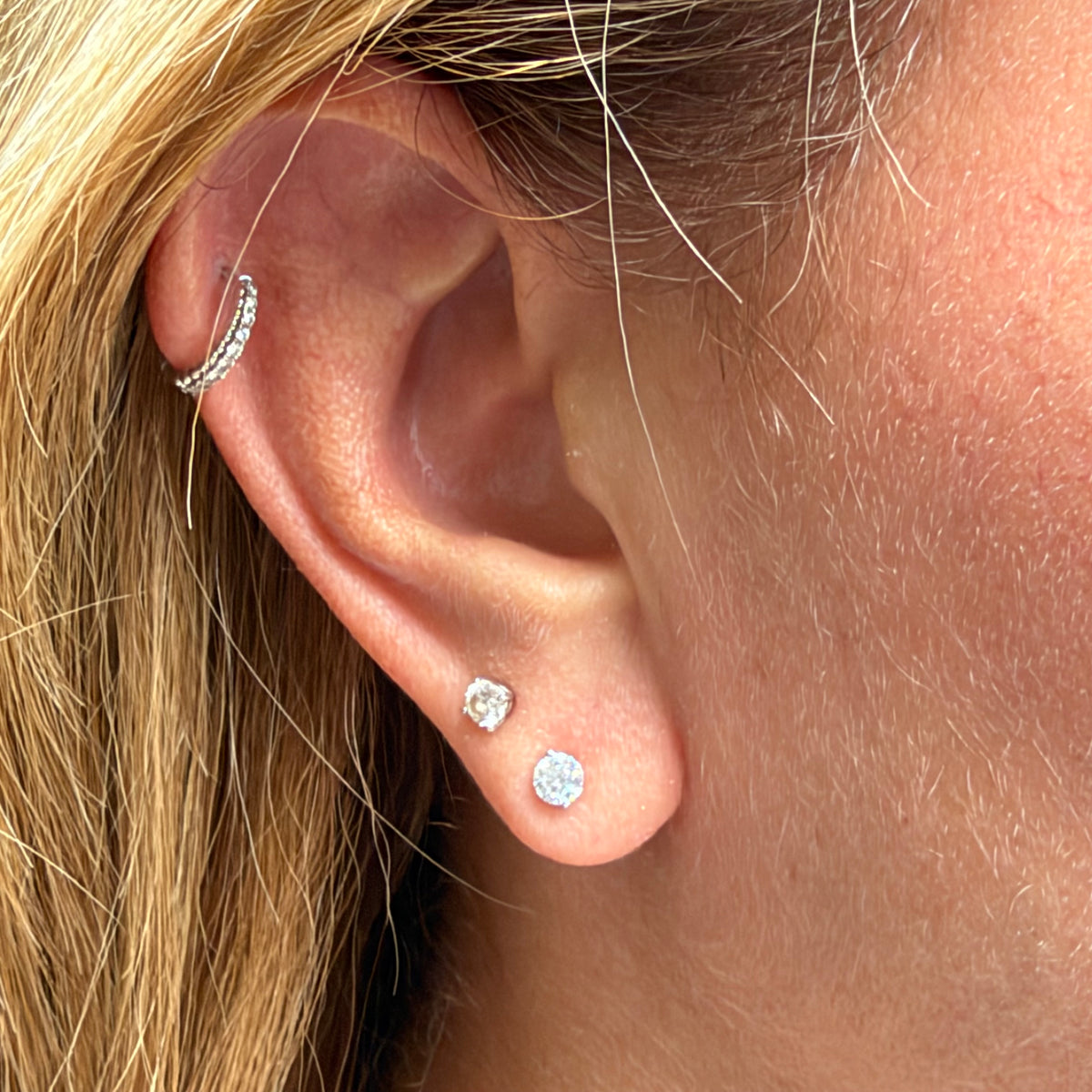 Moissanite Light Spot Earrings in Sterling Silver 925