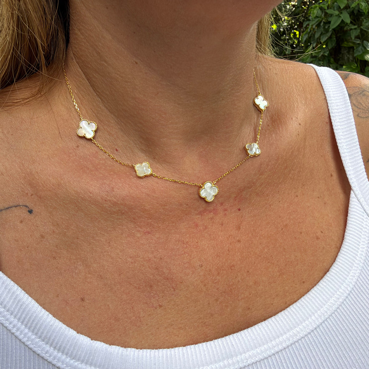 Five Flowers Necklace in Sterling Silver 925
