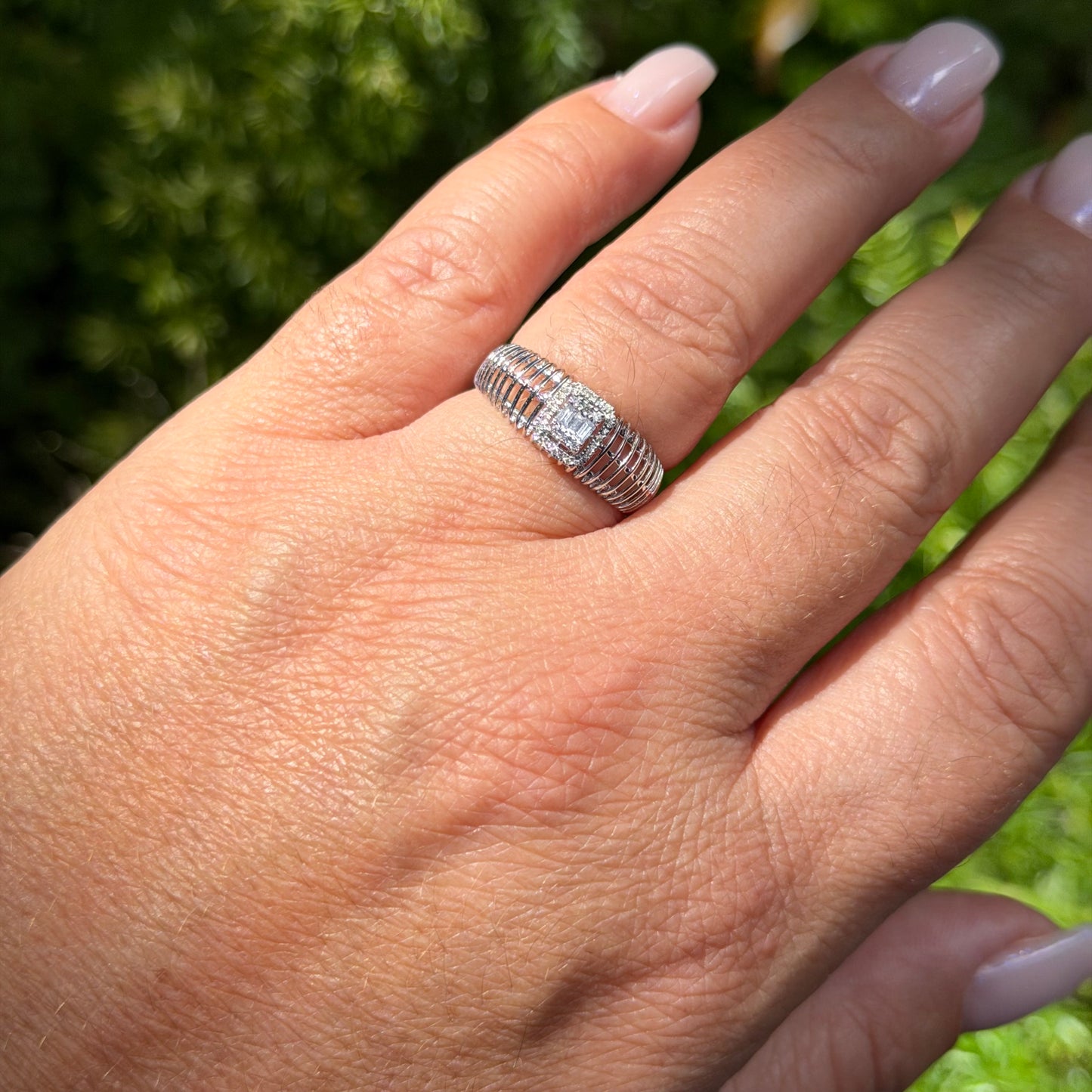 Najran Ring in 18K White Gold