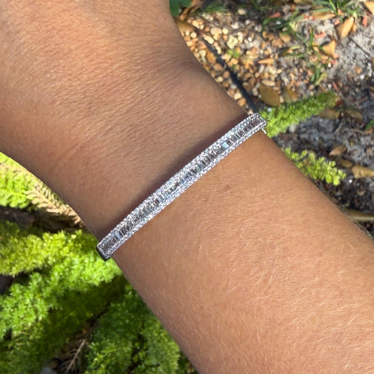 Baguette Bracelet in 18K White Gold