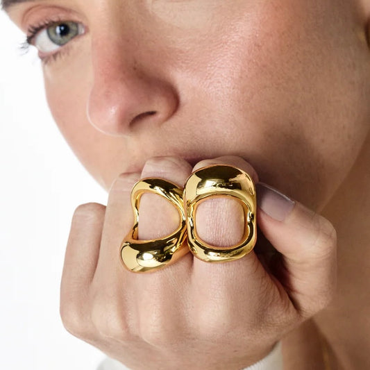 Adjustable Savia Ring in 18K Gold Plated by Anna Prata