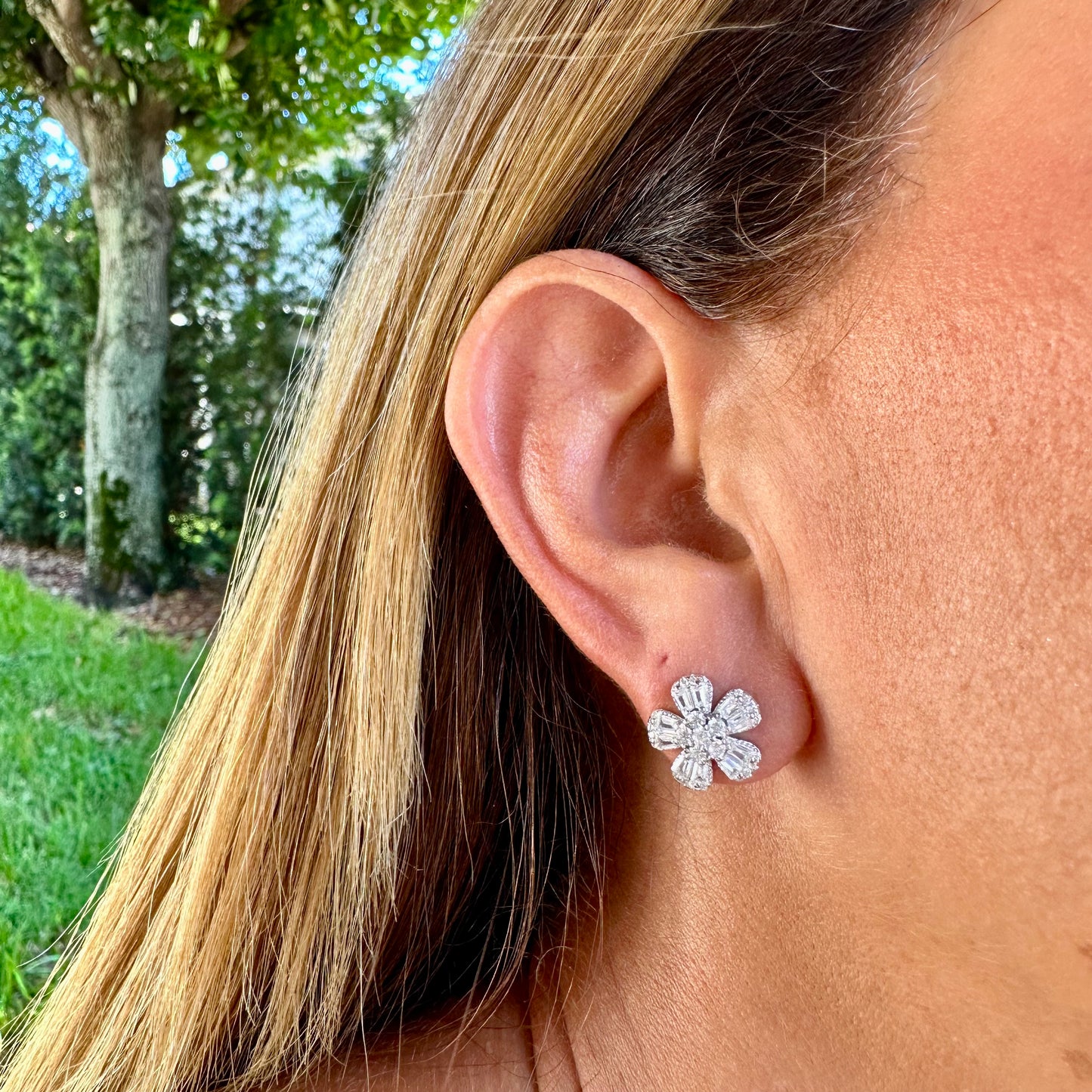 Flower Earrings in Sterling Silver 925