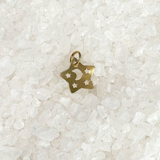 Star Pendant in 18K Gold