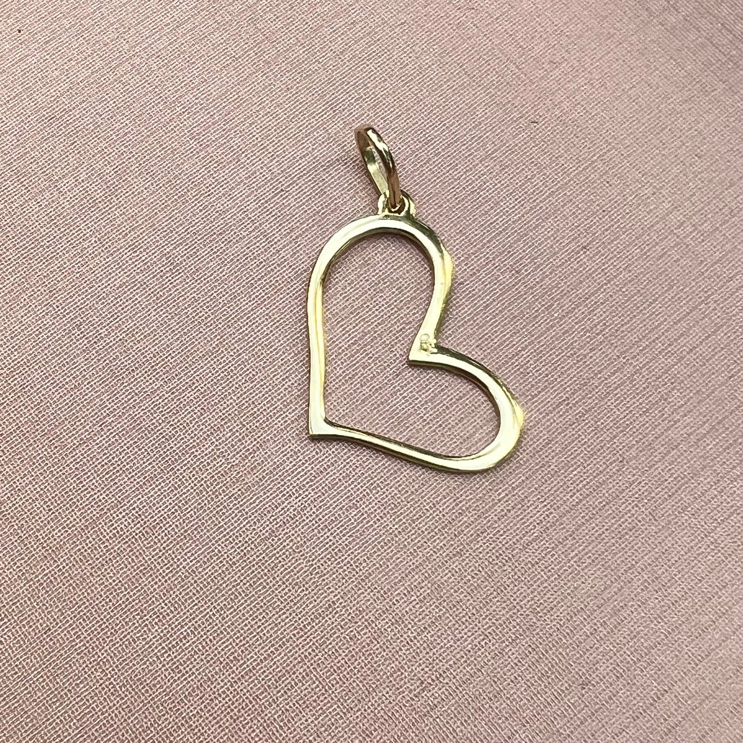 Heart Pendant in 18K Gold