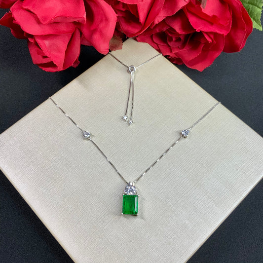 Adjustable Emerald Necklace in Sterling Silver 925