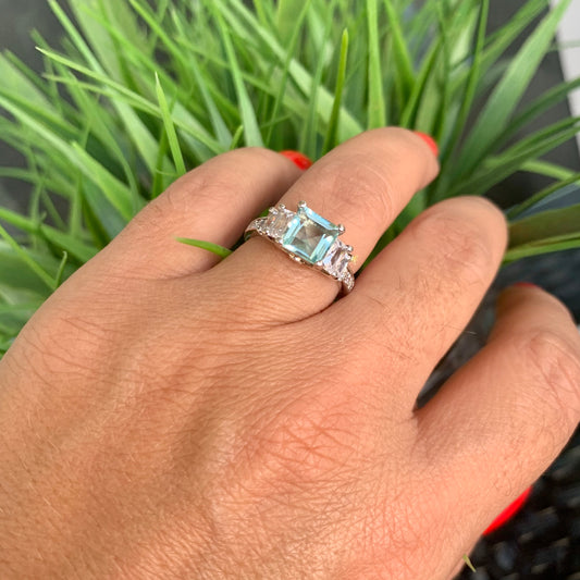 Blue Crystal Ring in 18K White Gold Plated